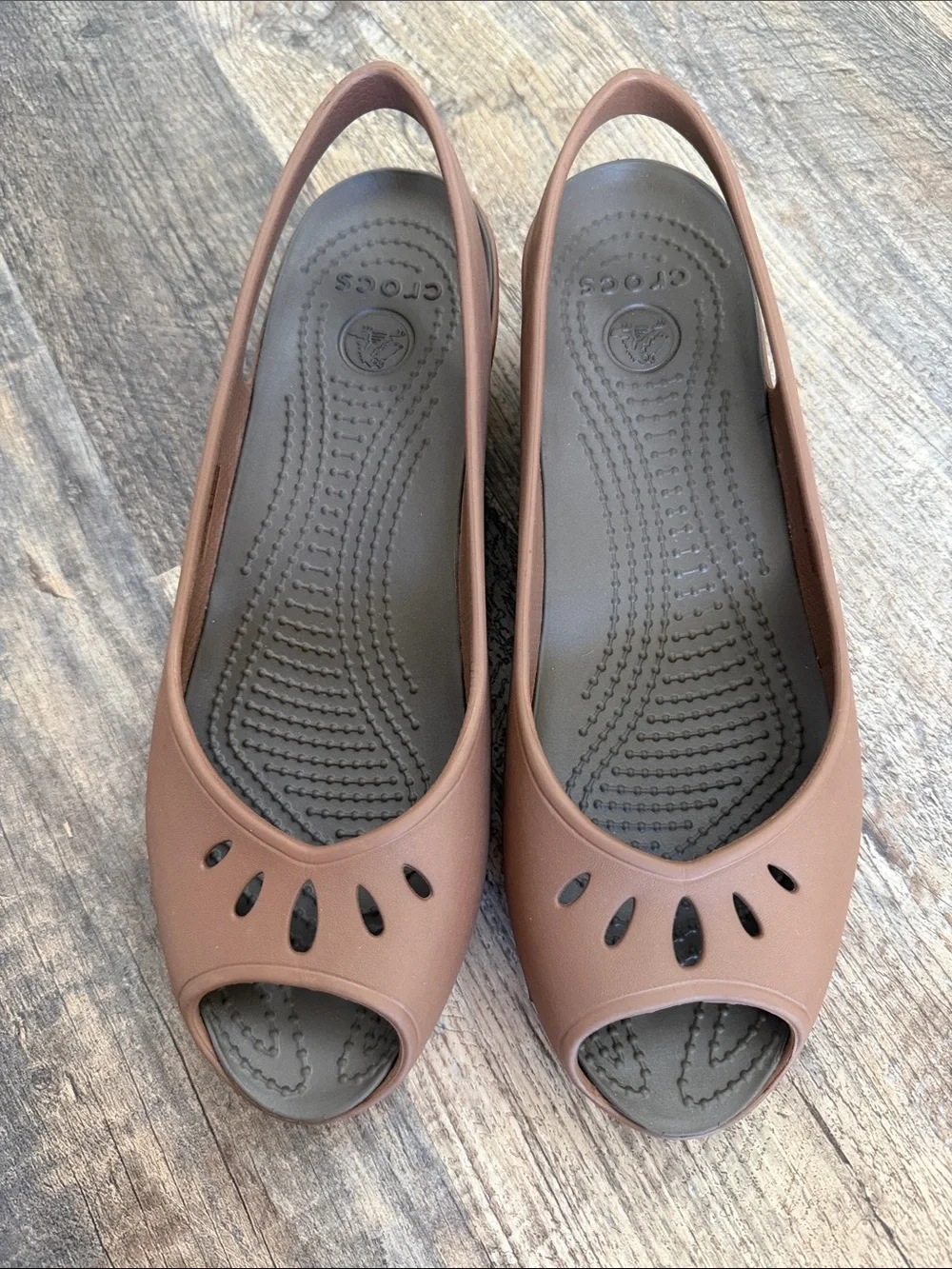 Crocs Women's US 9 Mabyn Slingback Comfort MiniWedge Sandals Brown Peep Toe